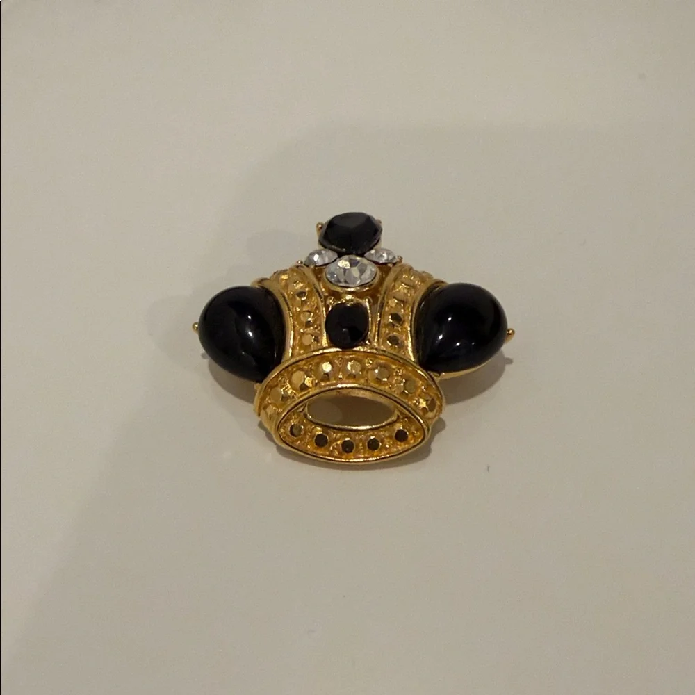 Vtg Trifari Royal Imperial Gold and Black Crown Brooch - Picture 9 of 9